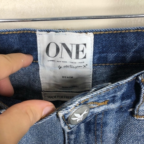 One Teaspoon for Free People Outlaws High Rise Denim Jean Shorts Distressed - Picture 3 of 10